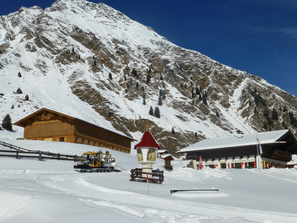 Hotel Almhof Neustift im Stubaital Exterior photo