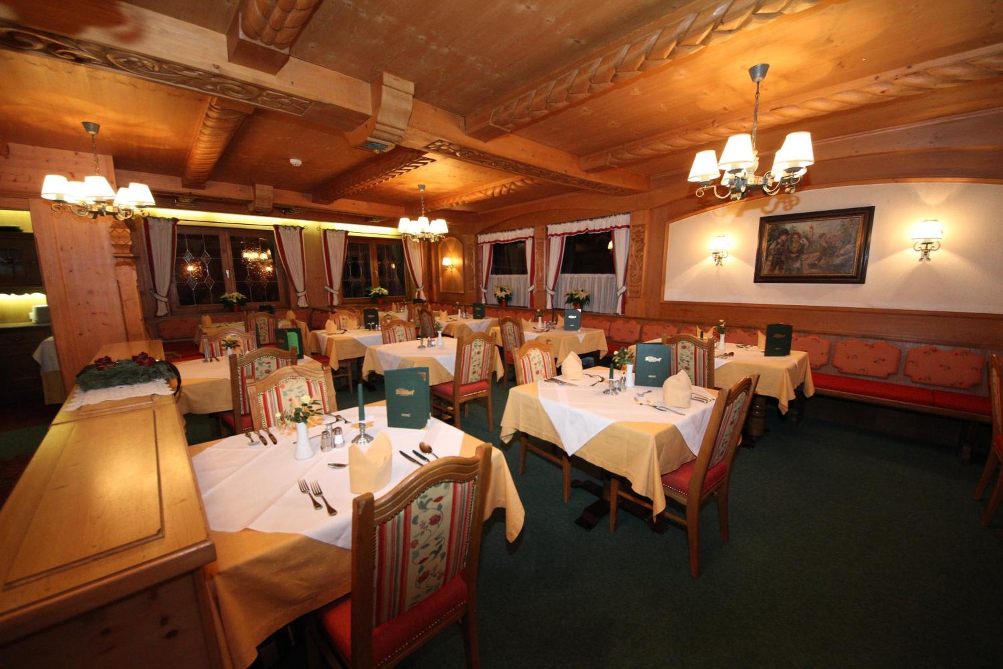 Hotel Almhof Neustift im Stubaital Exterior photo