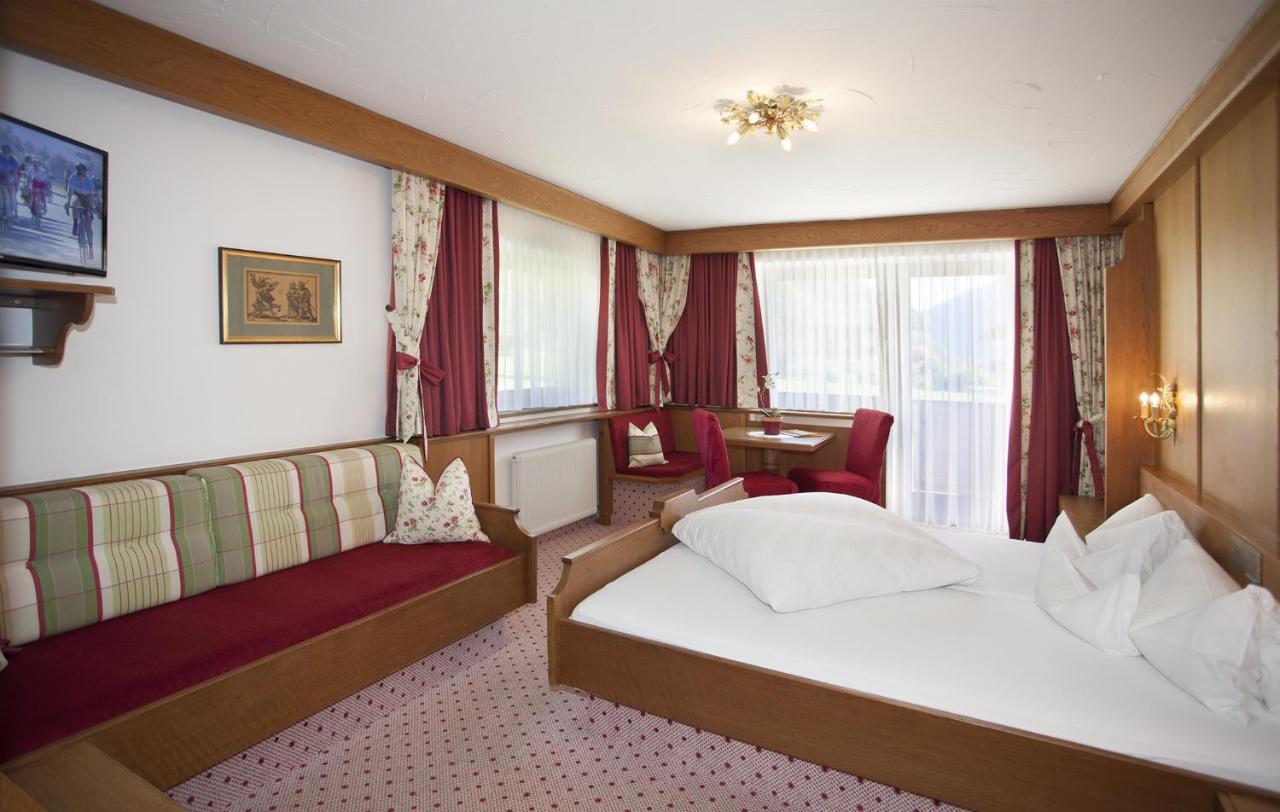 Hotel Almhof Neustift im Stubaital Exterior photo