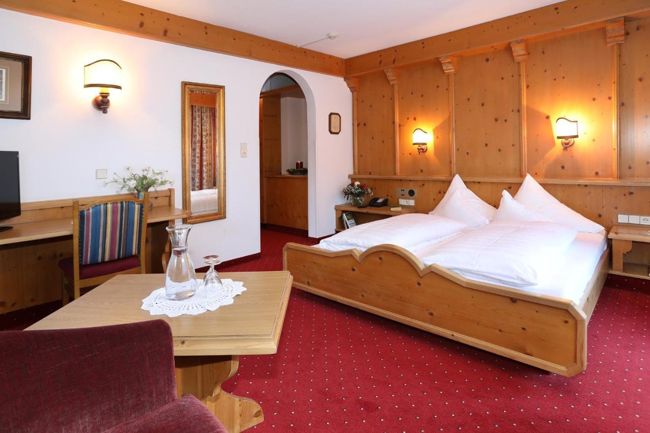 Hotel Almhof Neustift im Stubaital Exterior photo